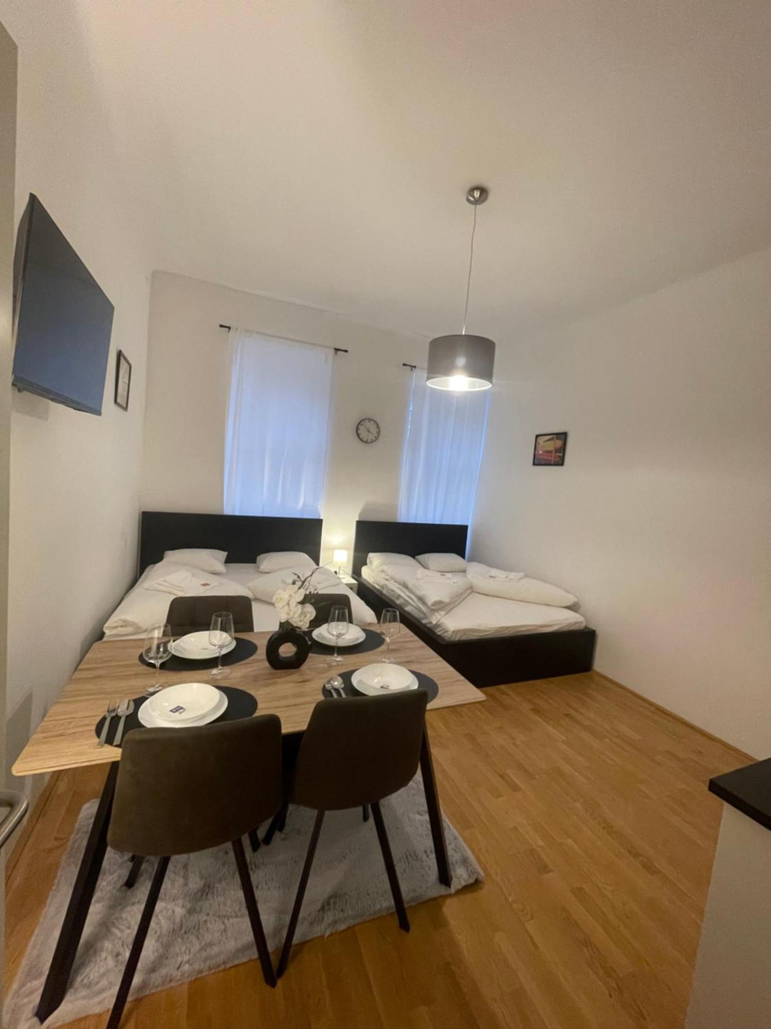 Cozy-5-Person Apartment In Vienna 5 Eksteriør bilde
